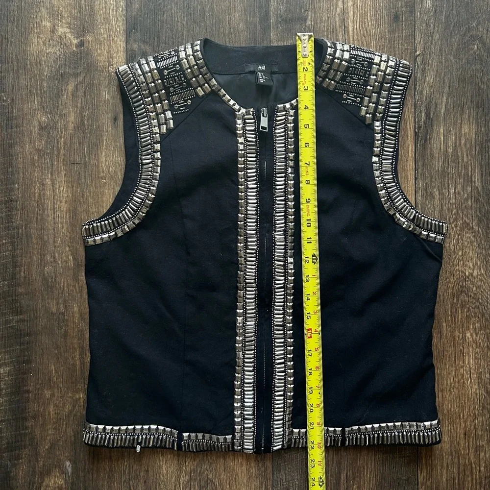 New Icons Studded Vest - Picture 6 of 6
